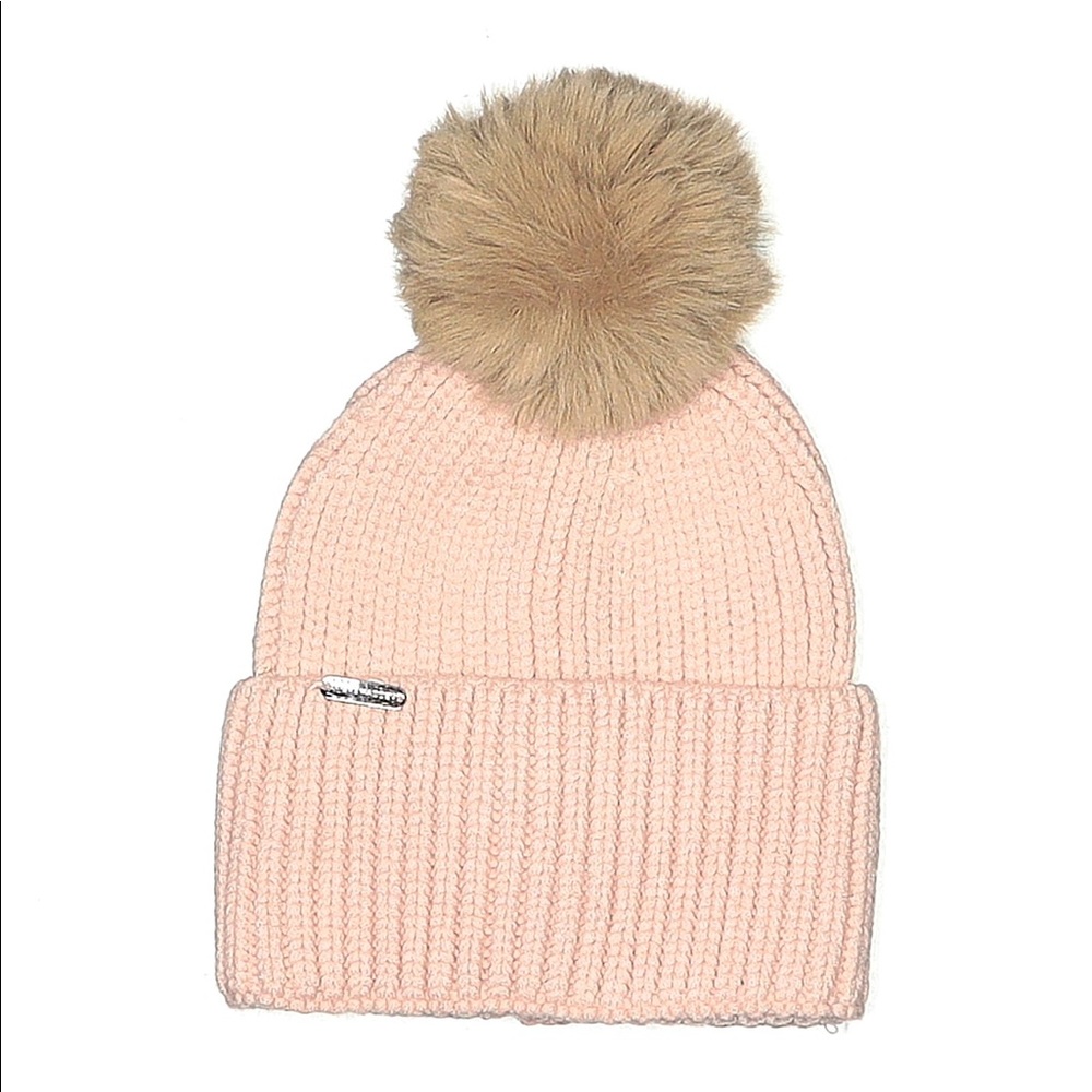 Steve Madden pink winter hat